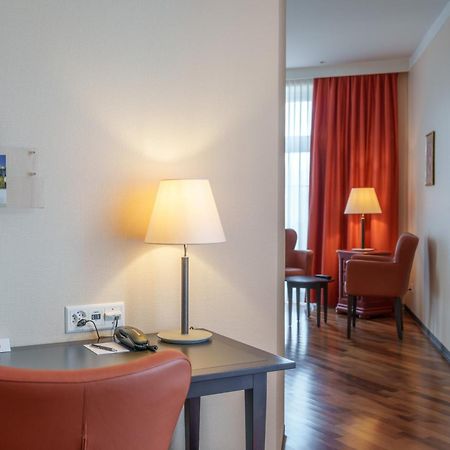 Hotel Schweizerhof Basel Eksteriør bilde