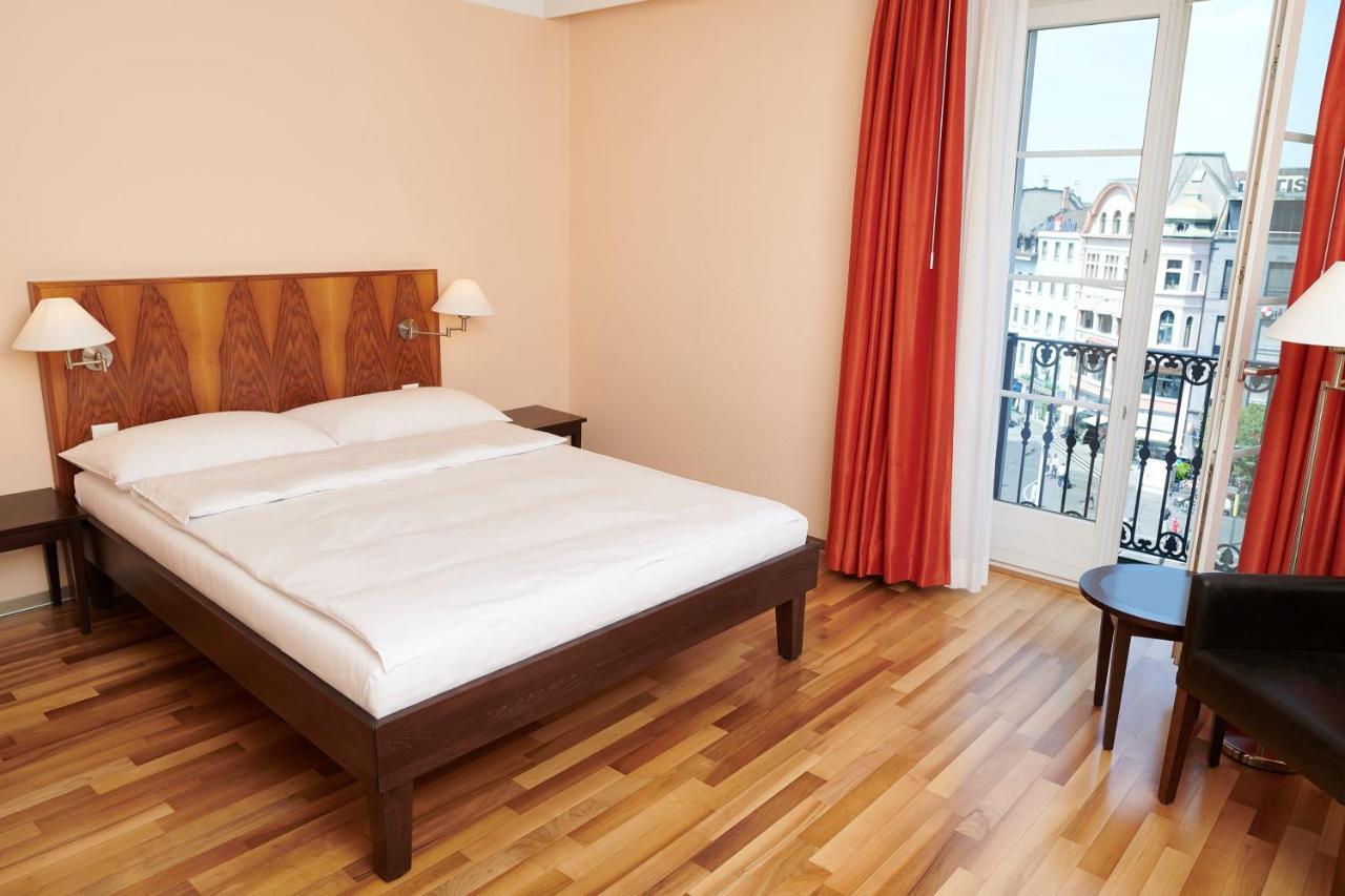 Hotel Schweizerhof Basel Eksteriør bilde