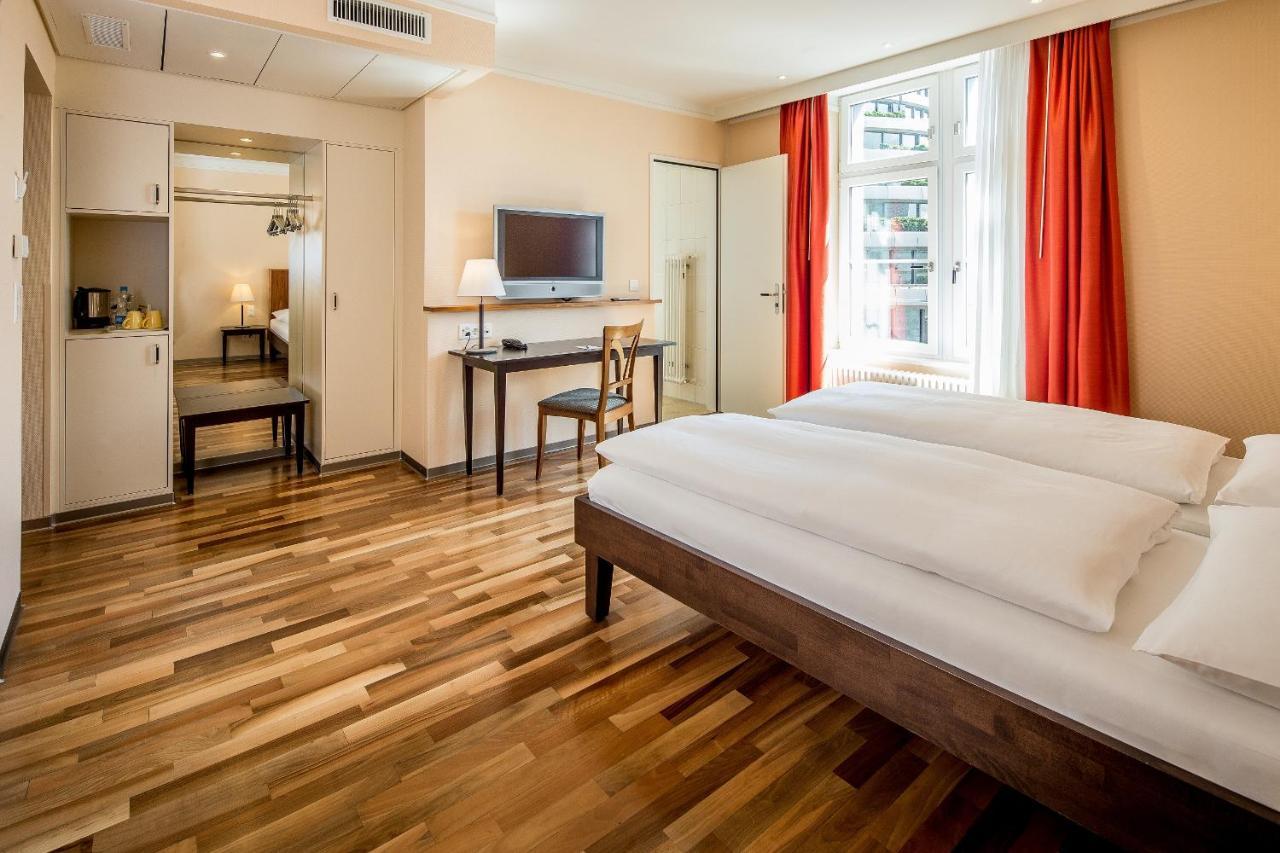 Hotel Schweizerhof Basel Eksteriør bilde