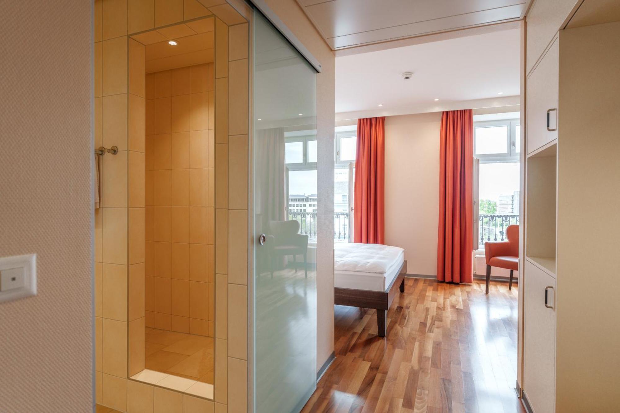 Hotel Schweizerhof Basel Rom bilde