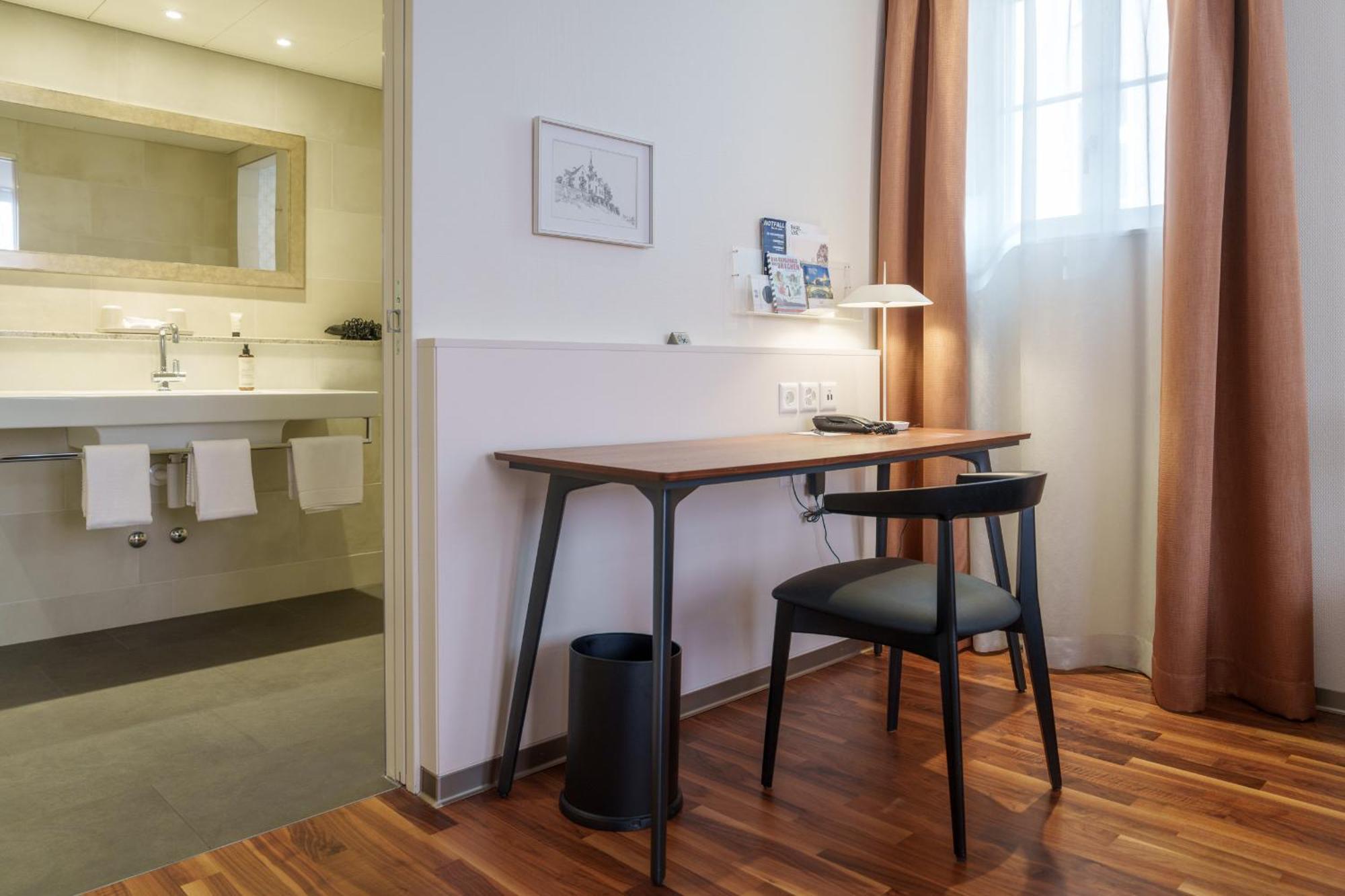 Hotel Schweizerhof Basel Eksteriør bilde