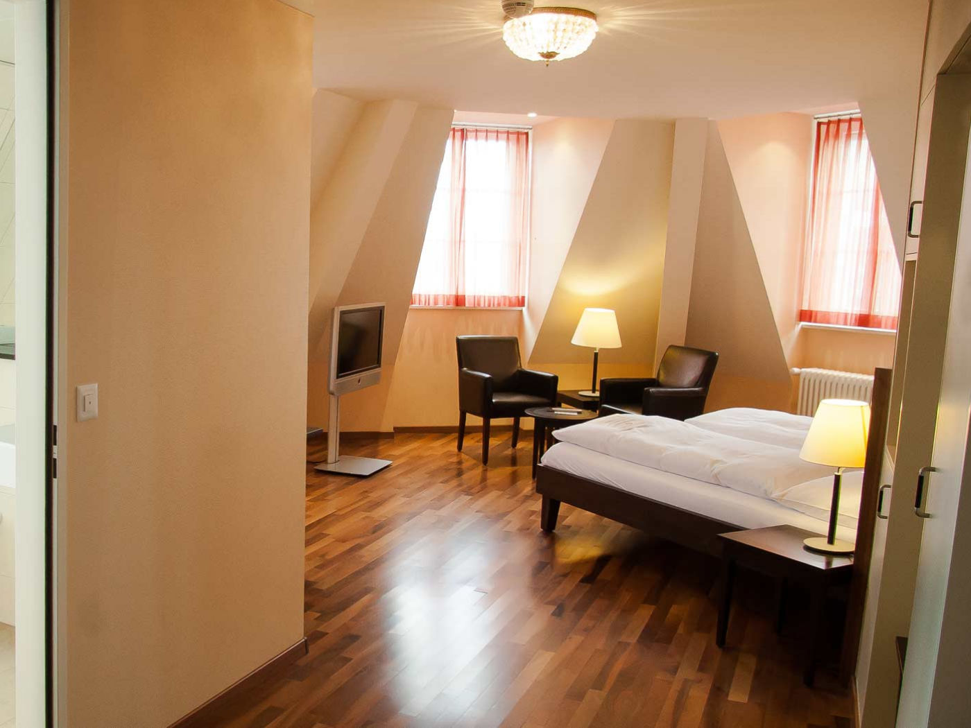 Hotel Schweizerhof Basel Rom bilde